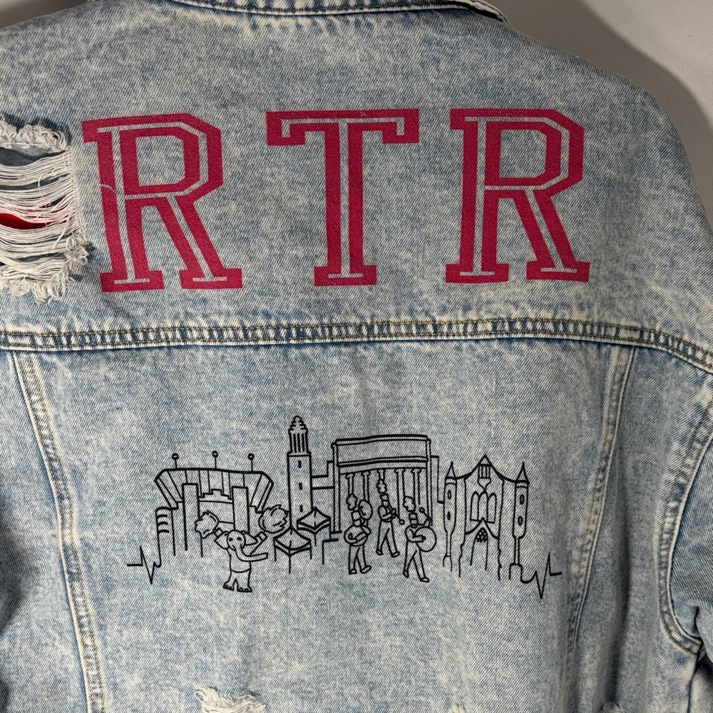 RTR COLLEGE DENIM JACKET Distressed SZ Small - Picture 5 of 9